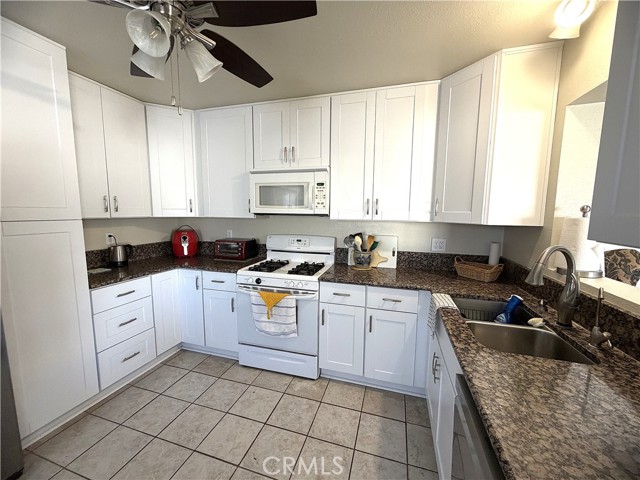 Detail Gallery Image 9 of 24 For 1600 Church St, Barstow,  CA 92311 - 4 Beds | 1/1 Baths