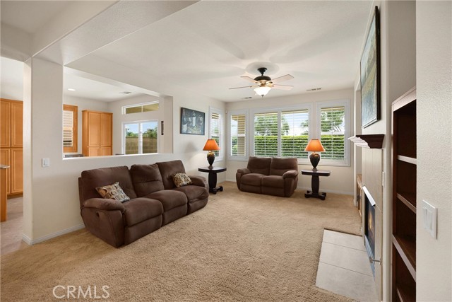 26253 Desert Rose Lane, Menifee CA: https://media.crmls.org/medias/086486ec-1cd0-46a9-839b-7f7c80ca2d96.jpg
