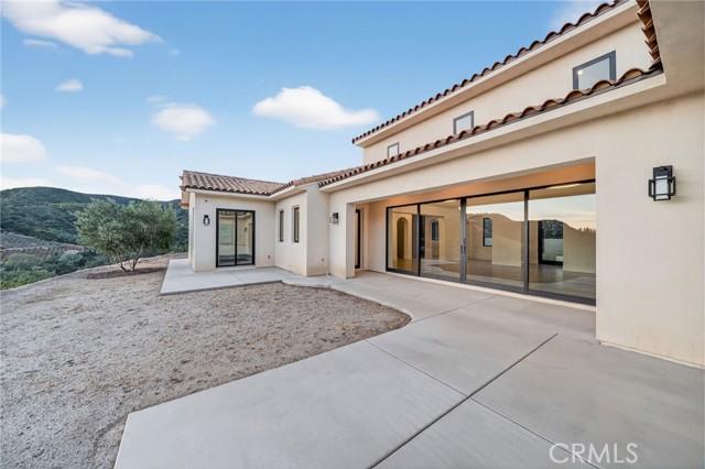 Detail Gallery Image 4 of 74 For 43754 De Luz, Temecula,  CA 92590 - 3 Beds | 3 Baths