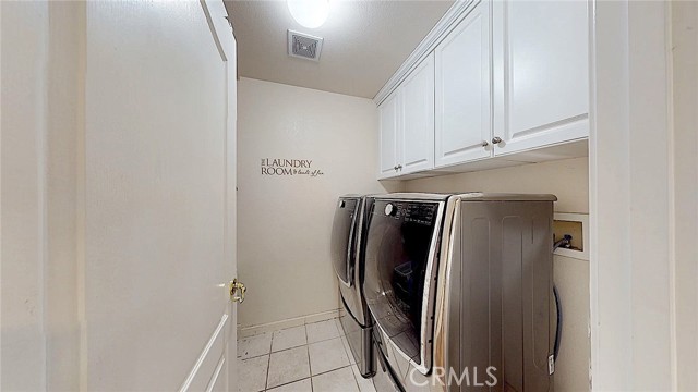 223 Vintage Drive, Turlock CA: https://media.crmls.org/medias/08666174-630f-483c-a740-519be4eed841.jpg