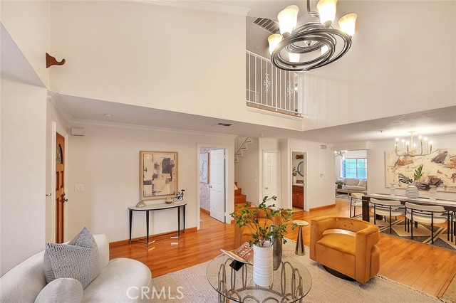 Detail Gallery Image 4 of 43 For 32 N Almansor St #D,  Alhambra,  CA 91801 - 3 Beds | 3 Baths