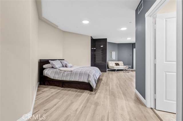 Detail Gallery Image 27 of 43 For 876 Harrington, Glendale,  CA 91207 - 4 Beds | 4 Baths