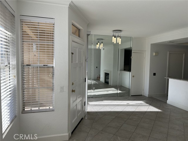 Detail Gallery Image 4 of 21 For 124 Night Heron Ln, Aliso Viejo,  CA 92656 - 2 Beds | 2/1 Baths