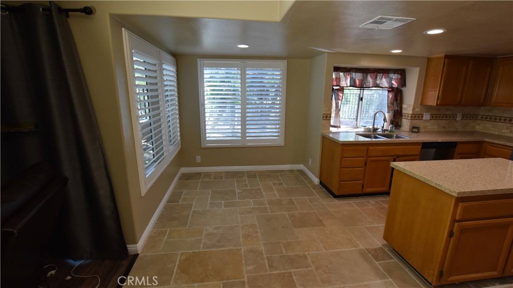 08677F5F 63C4 44C2 Aeee 2795E449Ccba 28760 Mauch Street, Saugus, Ca 91390 &Lt;Span Style='BackgroundColor:transparent;Padding:0Px;'&Gt; &Lt;Small&Gt; &Lt;I&Gt; &Lt;/I&Gt; &Lt;/Small&Gt;&Lt;/Span&Gt;