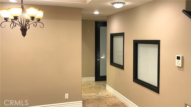 18245 Burbank Boulevard, Tarzana CA: https://media.crmls.org/medias/0867ebad-20a9-4bf8-95e9-1fe55564ea15.jpg