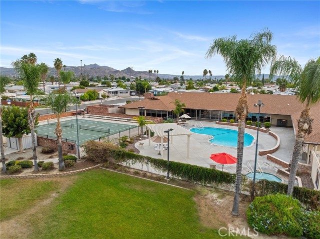 471 Santa Clara Circle, Hemet CA: https://media.crmls.org/medias/086800ce-7f77-4a69-a8ee-ffdc0724efa7.jpg