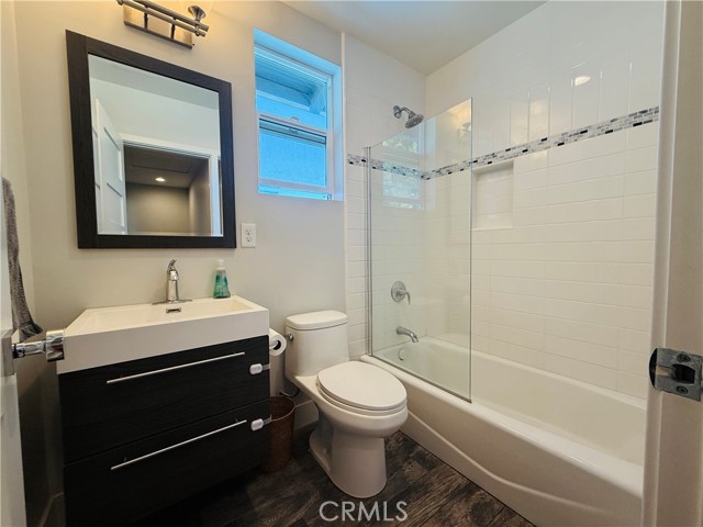 630 Indianapolis Avenue, Huntington Beach CA: https://media.crmls.org/medias/08682ea0-8a20-45c1-93b6-ac7234568598.jpg