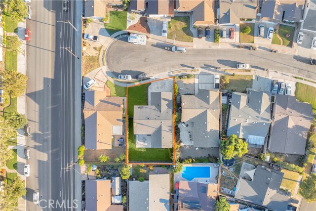 8381 E Blithedale Street, Long Beach CA: https://media.crmls.org/medias/0868ca24-8935-4f29-b42f-471be4677265.jpg