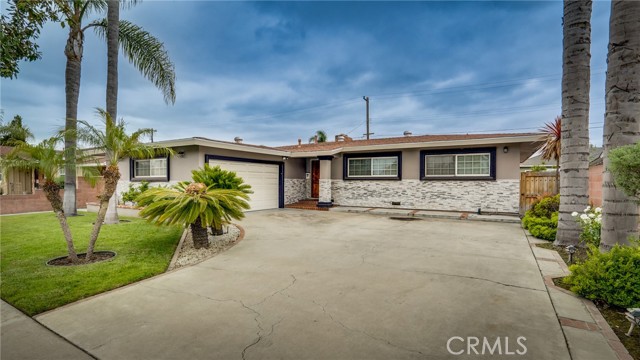 Detail Gallery Image 9 of 44 For 1206 E Haven Dr, Anaheim,  CA 92805 - 3 Beds | 2/1 Baths