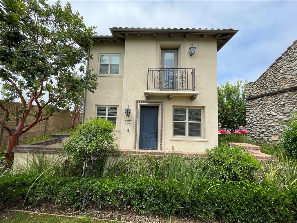 928 Heritage Court