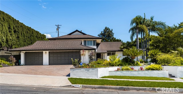 11072 Wickford Dr, North Tustin, CA 92705