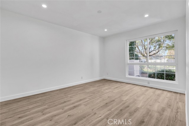 Detail Gallery Image 14 of 52 For 6 Mandrake Way, Irvine,  CA 92612 - 5 Beds | 3 Baths