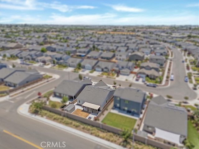 2454 W Mallard Lane, Hanford CA: https://media.crmls.org/medias/086bd823-c1f3-4b0d-b460-063840c0735d.jpg
