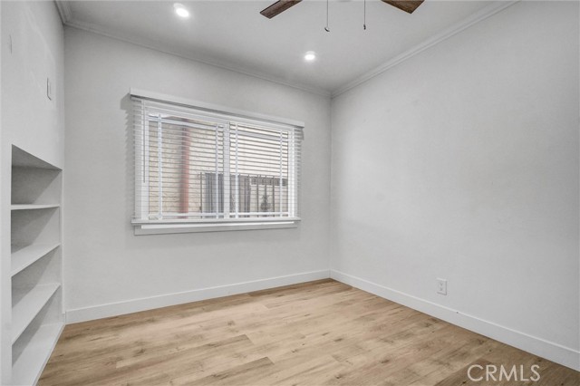 2321 Locust Avenue, Long Beach CA: https://media.crmls.org/medias/086cc142-1b93-4032-8b16-c5b77f4b81a9.jpg