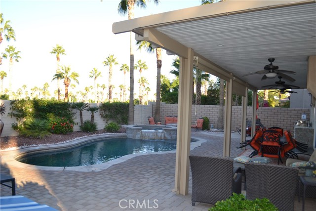 Detail Gallery Image 12 of 75 For 43247 Fiore St, Indio,  CA 92203 - 5 Beds | 2/1 Baths