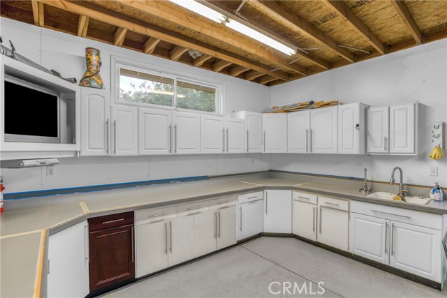 Detail Gallery Image 37 of 47 For 10566 Andora, Chatsworth,  CA 91311 - 2 Beds | 1/1 Baths