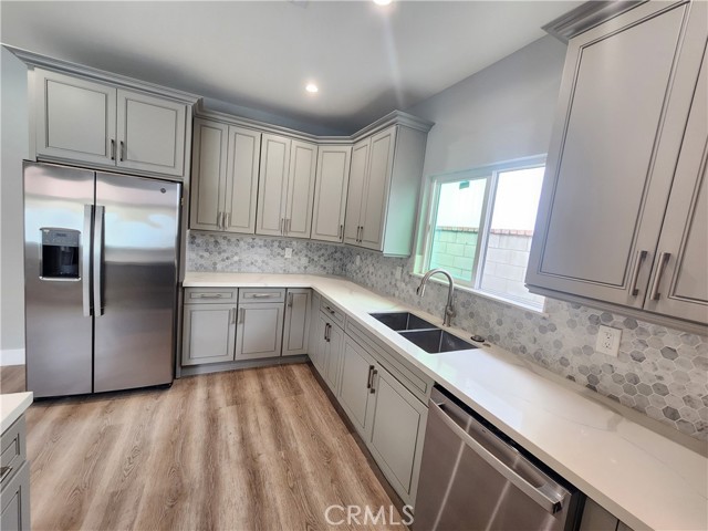 Detail Gallery Image 7 of 59 For 6227 Orion, Van Nuys,  CA 91411 - 3 Beds | 2 Baths