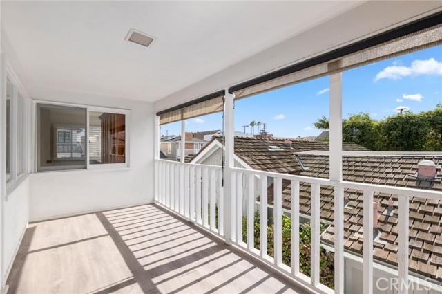 Detail Gallery Image 32 of 36 For 121 Onyx Ave, Newport Beach,  CA 92662 - 3 Beds | 3 Baths