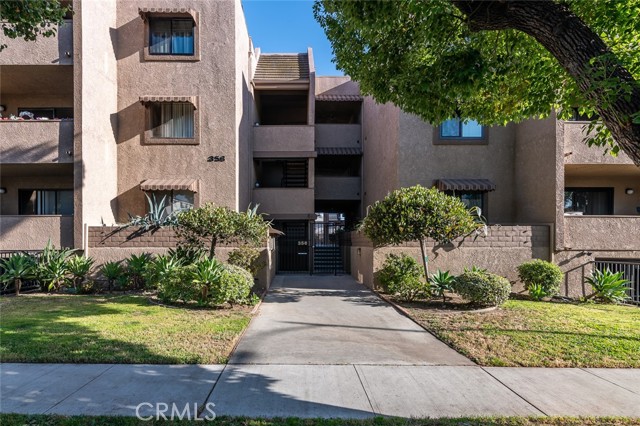 356 W California Avenue, Glendale CA: https://media.crmls.org/medias/086e20d4-d4c7-47a7-9559-a208000bff04.jpg