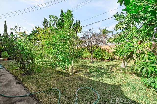 327 Flaxton Street, Pomona CA: https://media.crmls.org/medias/086f10aa-1b8a-4dd8-9095-4aabca771cf5.jpg