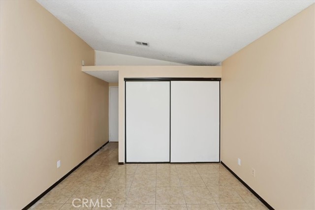 Detail Gallery Image 14 of 36 For 1907 Overland, Colton,  CA 92324 - 3 Beds | 2 Baths