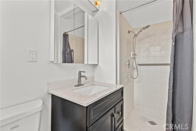 Detail Gallery Image 23 of 29 For 11625 Hunnewell, Sylmar,  CA 91342 - 3 Beds | 2 Baths