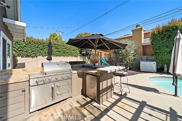 9168 El Azul Circle, Fountain Valley CA: https://media.crmls.org/medias/0870d359-f1a2-4961-9e4b-0f0eaf2d3eaa.jpg