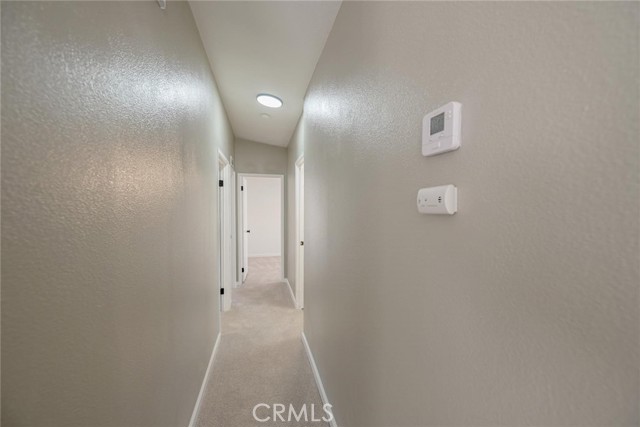16307 Wimbleton Drive, Victorville CA: https://media.crmls.org/medias/08723803-d344-4fe1-85e0-43b53099383b.jpg