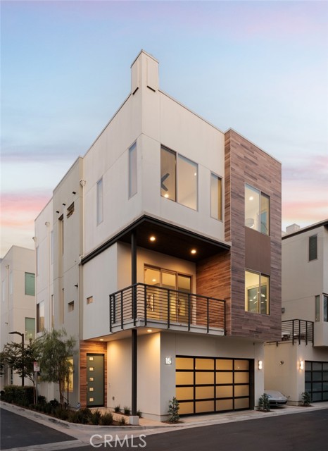 15 Ebb Tide Circle, Newport Beach CA: https://media.crmls.org/medias/08730adb-7a6d-4282-a3af-b587aceb07b8.jpg
