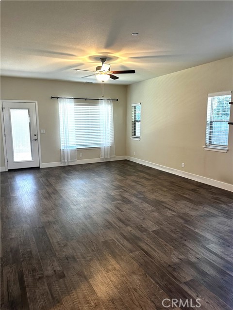16 Petaluma Court, Chico CA: https://media.crmls.org/medias/0873829b-43cf-4316-8464-1012034668e7.jpg