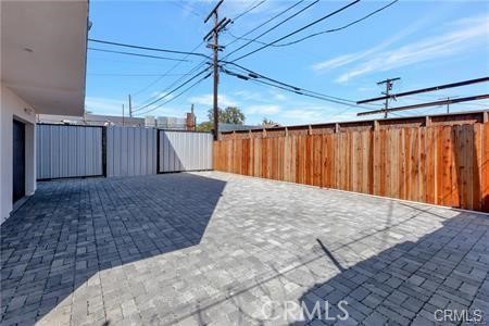 Detail Gallery Image 24 of 24 For 8418 S Main St, Los Angeles,  CA 90003 - – Beds | – Baths