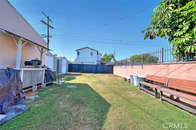 Detail Gallery Image 34 of 44 For 355 E Century Bld, Los Angeles,  CA 90003 - 2 Beds | 1 Baths