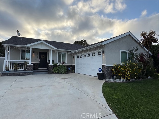 Detail Gallery Image 2 of 61 For 14825 Cranbrook Ave, Hawthorne,  CA 90250 - 4 Beds | 3 Baths