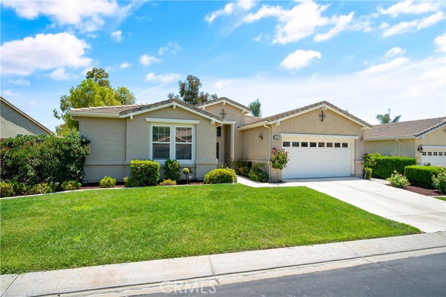 Detail Gallery Image 2 of 73 For 468 Olazabal Dr, Hemet,  CA 92545 - 3 Beds | 3 Baths