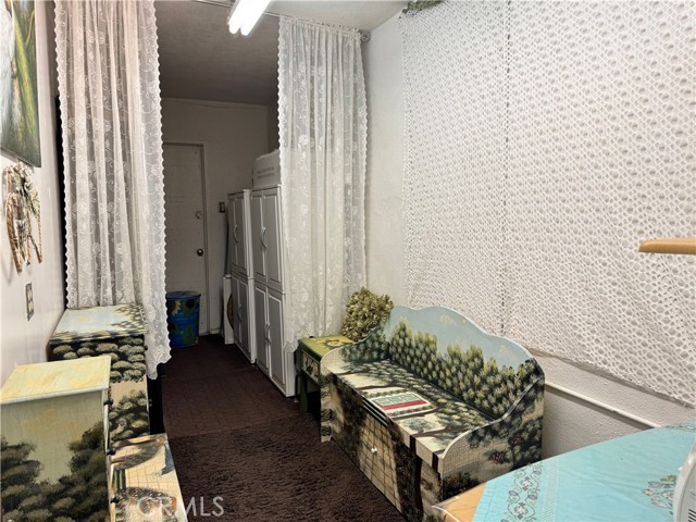 2064 E Campus Way, Hemet CA: https://media.crmls.org/medias/08754cf2-5cef-44b2-ba24-05968cdf71c7.jpg