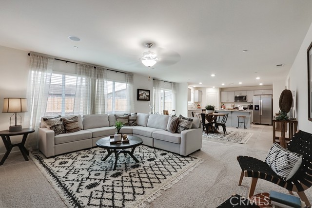 Detail Gallery Image 9 of 27 For 642 Stephanie Dr #56 B1,  Merced,  CA 95348 - 5 Beds | 3 Baths