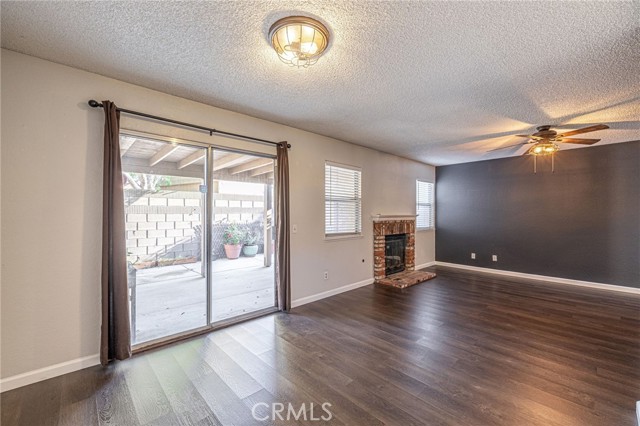 Detail Gallery Image 14 of 47 For 2816 Dartmouth Dr, Lancaster,  CA 93536 - 3 Beds | 2/1 Baths