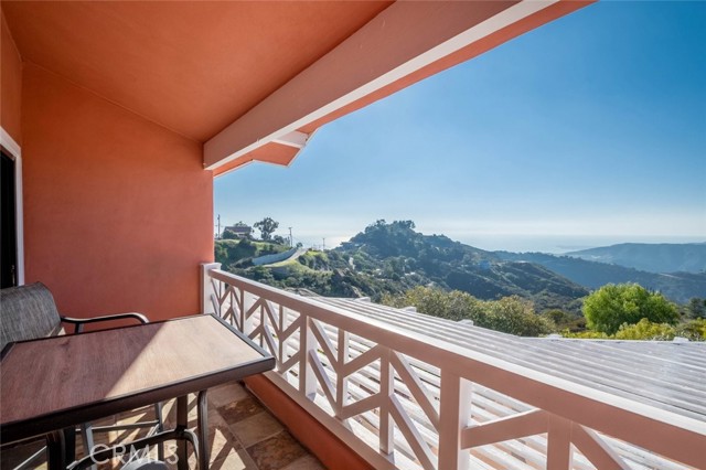 Detail Gallery Image 62 of 74 For 135 Loma Metisse Rd, Malibu,  CA 90265 - 5 Beds | 5 Baths