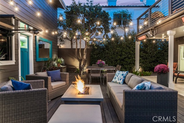 732 36th Street, Manhattan Beach, California 90266, 4 Bedrooms Bedrooms, ,3 BathroomsBathrooms,Residential,Sold,36th,SB21235456