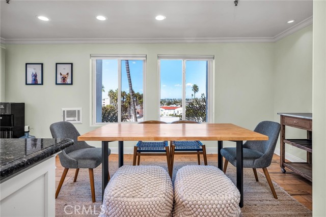 200 Catalina Avenue, Redondo Beach, California 90277, 3 Bedrooms Bedrooms, ,3 BathroomsBathrooms,Residential,For Sale,Catalina,SB24219725