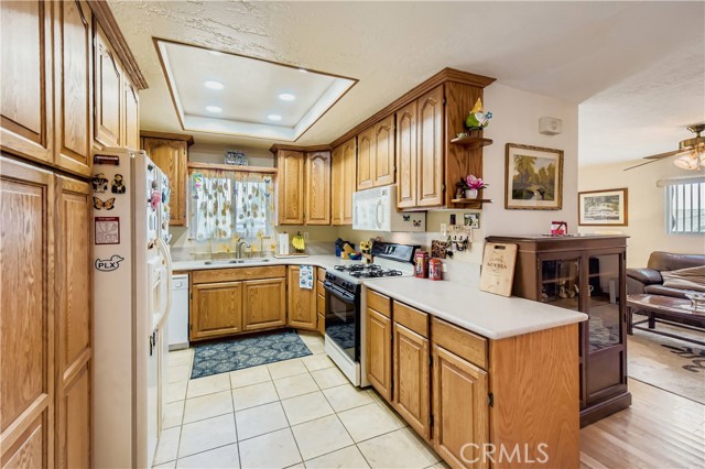 Detail Gallery Image 8 of 17 For 10651 Trigal Way, Santee,  CA 92071 - 4 Beds | 2 Baths