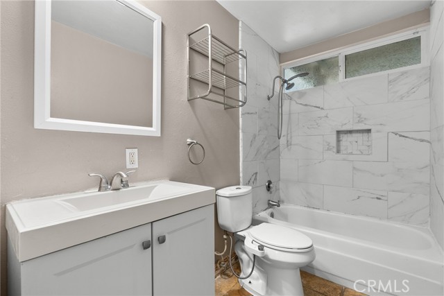 Detail Gallery Image 18 of 27 For 1853 1853 Hillary Ct, Simi Valley,  CA 93065 - 3 Beds | 2 Baths