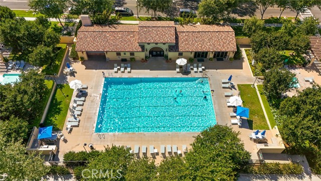 45 Coriander, Irvine CA: https://media.crmls.org/medias/087bcbe5-9242-4d79-8dd7-0a848faf2787.jpg