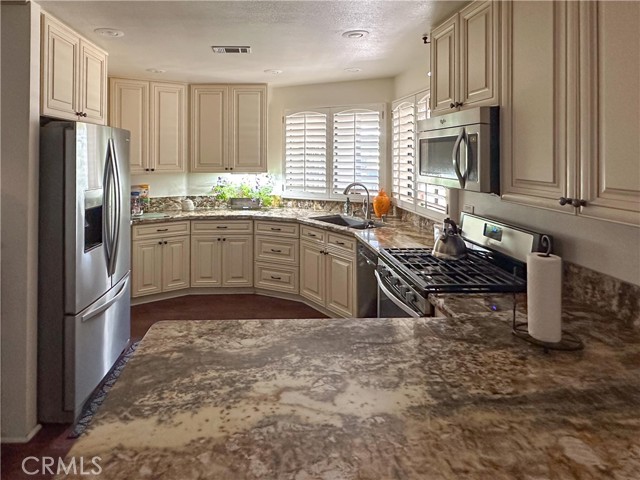 Detail Gallery Image 18 of 26 For 10961 Desert Lawn Dr #114,  Calimesa,  CA 92320 - 2 Beds | 2 Baths