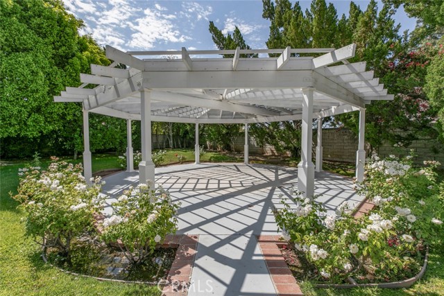 Detail Gallery Image 44 of 51 For 10928 Meseta Ave, Shadow Hills,  CA 91040 - 4 Beds | 3 Baths