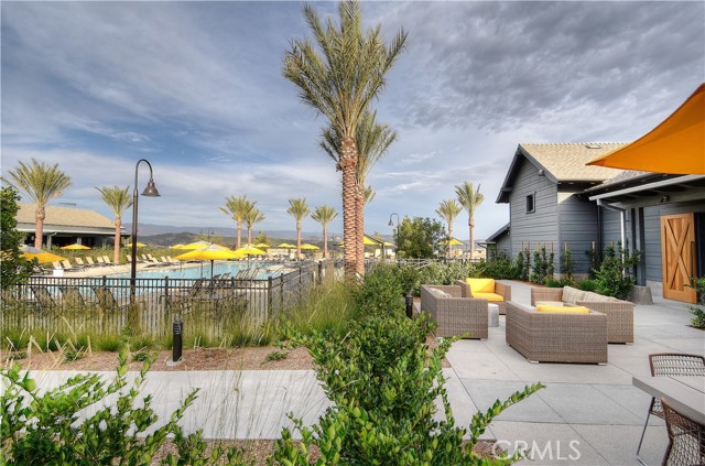 5 Lavanda Street, Rancho Mission Viejo CA: https://media.crmls.org/medias/087c581d-a59c-45fc-9779-a8a89ff2c2a0.jpg