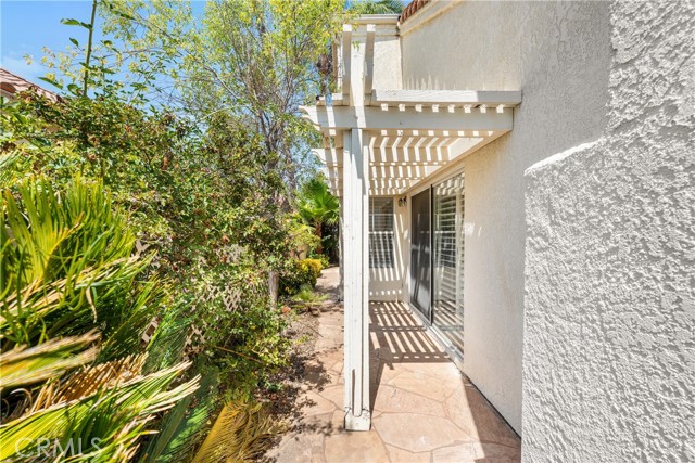40376 Via Estrada, Murrieta CA: https://media.crmls.org/medias/087cb069-fdbb-4b81-a709-3727dbd82f3c.jpg