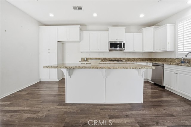 Detail Gallery Image 18 of 44 For 7165 Mystic Cloud, Corona,  CA 92880 - 3 Beds | 2/1 Baths