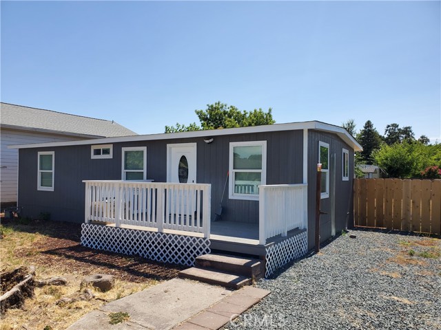 3089 5th Street, Biggs CA: https://media.crmls.org/medias/087d26d0-b859-4601-8e1f-1da405c24c97.jpg