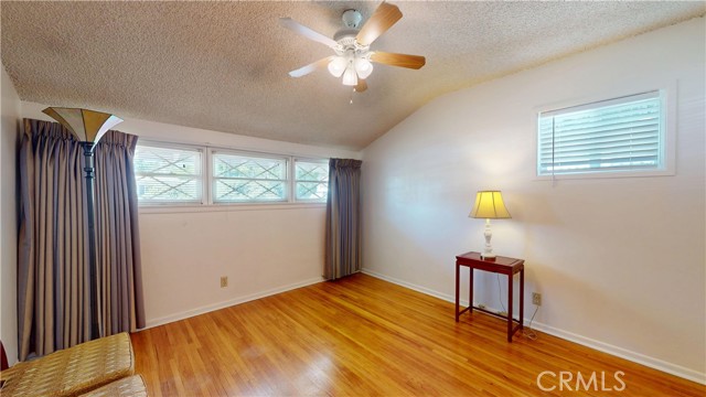 13322 Valleyheart N Drive, Sherman Oaks CA: https://media.crmls.org/medias/087d65d6-7ea3-42fb-80e3-572095311919.jpg